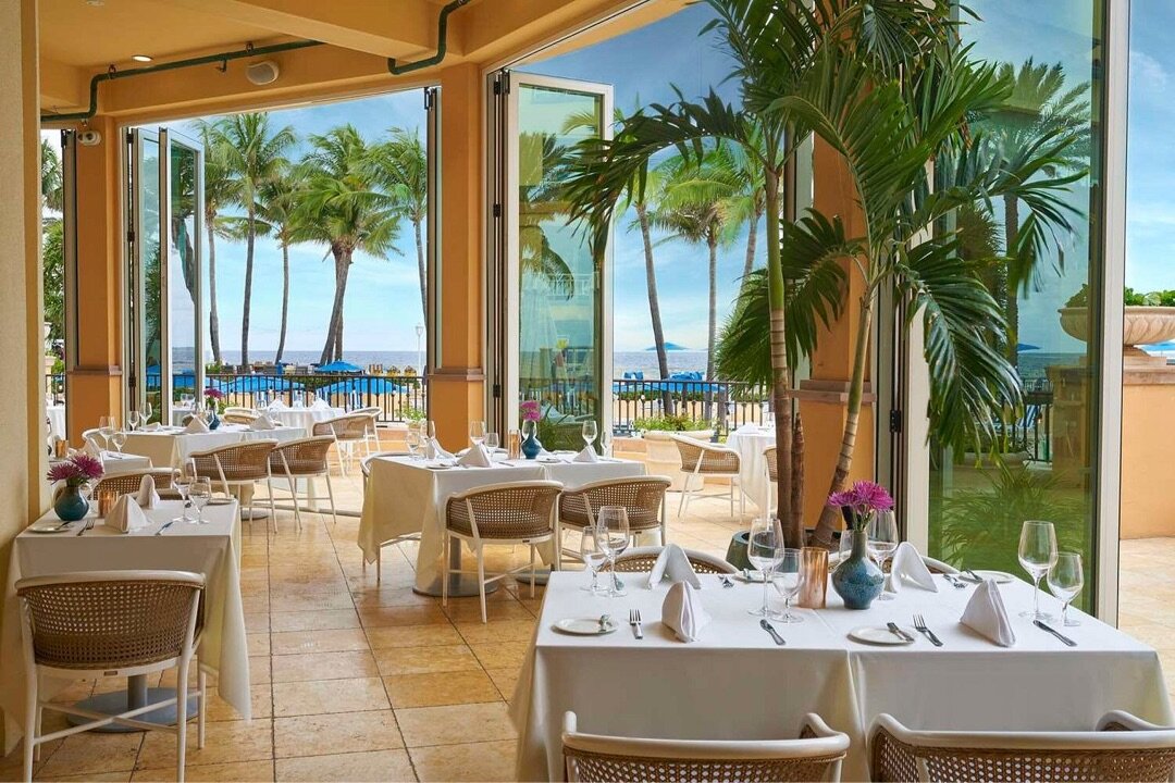 Eau Palm Beach completed — Polpo bi-fold wall open to the ocean